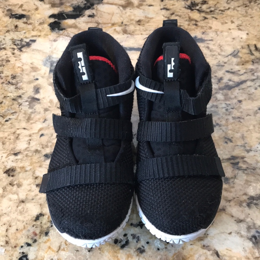 Toddler Nike Lebron soldier XI shoes
